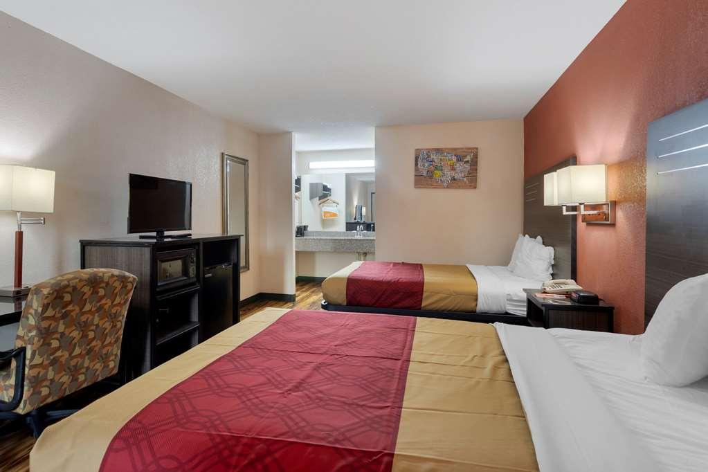Econo Lodge Мадисън Стая снимка